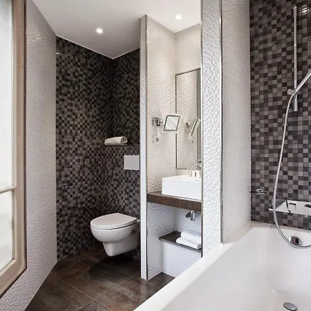 Western Nouvel Orléans Montparnasse Hotel 4*